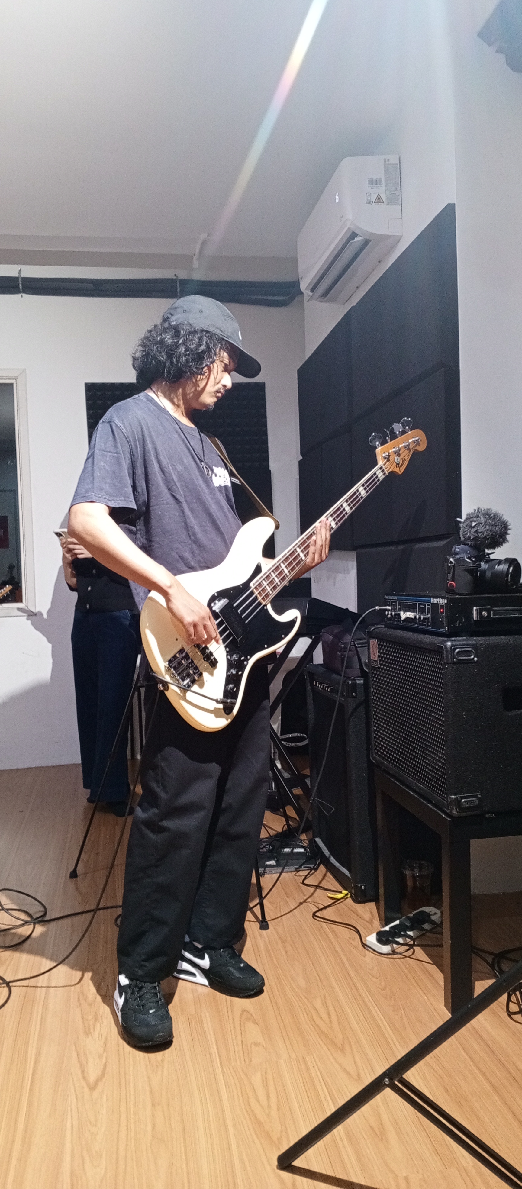 MADDAME... studio session — bass player