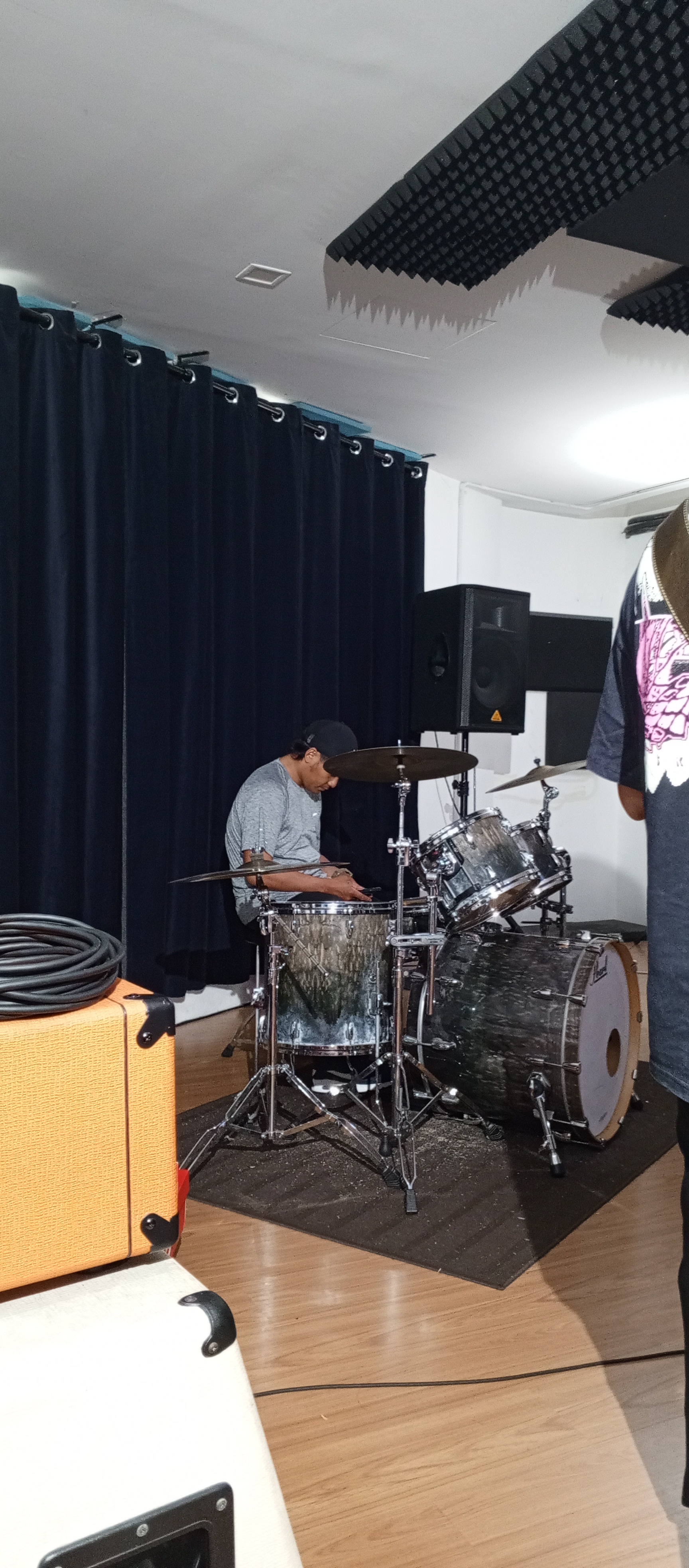 MADDAME... studio session — drummer