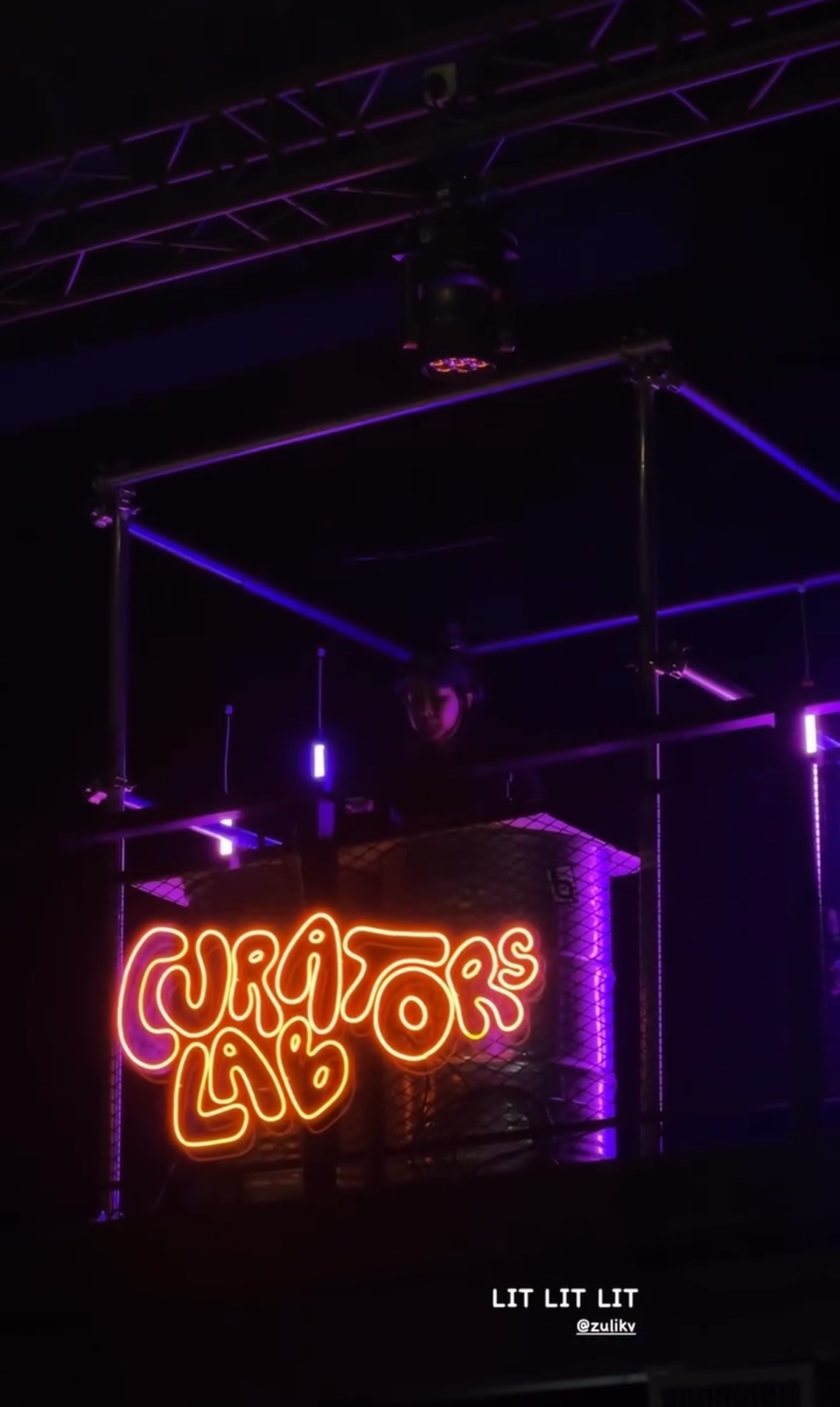 ZÜ at Curators Lab — LIT LIT LIT